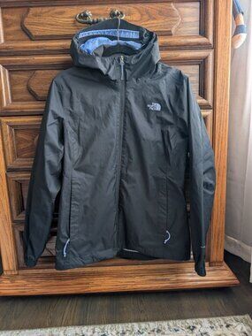 The North Face Hooded DryVent Waterproof Jacket  Size M